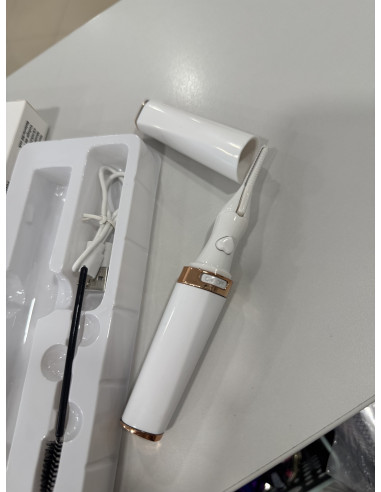 Rizador de Pestañas con calor