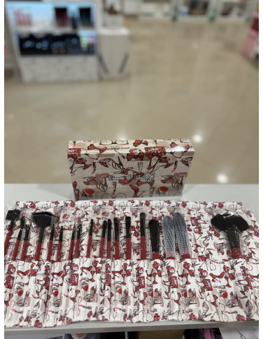 Manta de 18 pinceles de Maquillaje